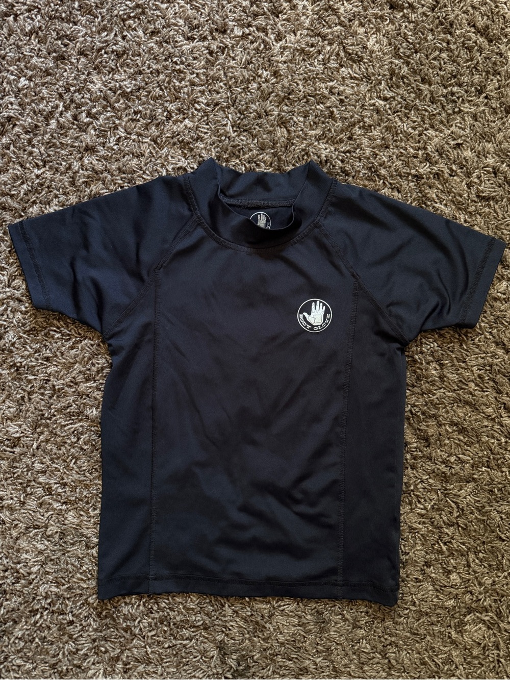 Black Short Sleeve Rash Guard with Small Hand Logo/F016